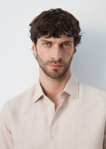 MANGO MAN Regular fit Button Up Shirt 'Rugo' in Beige