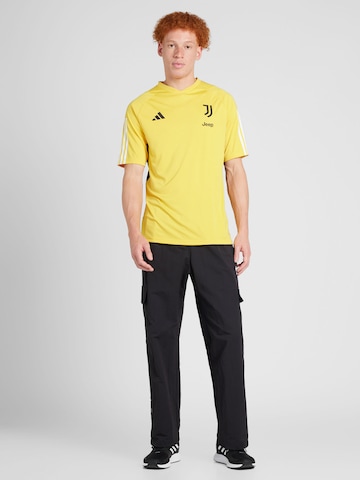 ADIDAS PERFORMANCE - Camisola de futebol 'Juventus Turin Tiro 23' em amarelo