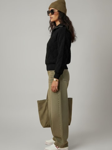 Pull-over 'Bobbi' WEARABLE STORIES en noir