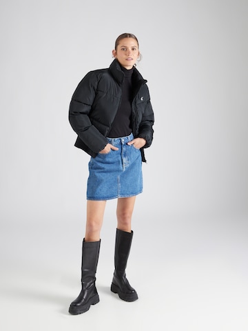 Geacă de iarnă de la Calvin Klein Jeans pe negru
