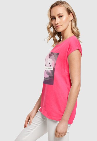 T-shirt 'Summer - Every Summer Has A Story' Merchcode en rose