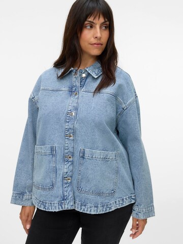 Veste mi-saison 'VMCJamie' Vero Moda Curve en bleu : devant