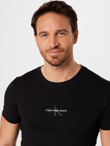 Calvin Klein Jeans T-Shirt in Schwarz