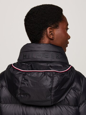 TOMMY HILFIGER Tussenmantel in Zwart