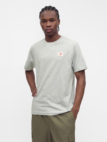 new balance T-Shirt in Grau