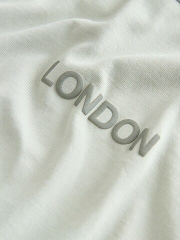 smALLSAINTS Set in Green