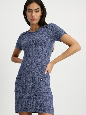 Robe monari en bleu : devant