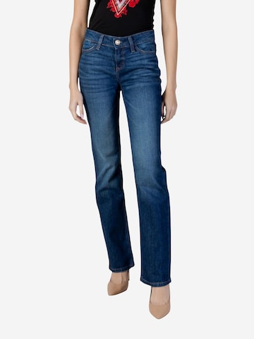 Slimfit Jeans 'NICKY CIGARETTE W6RA3M D6831' di GUESS in blu