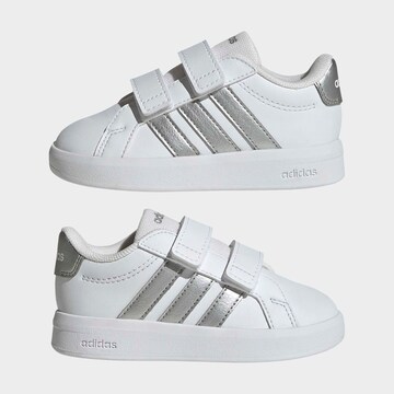 ADIDAS SPORTSWEAR Sneakers in White