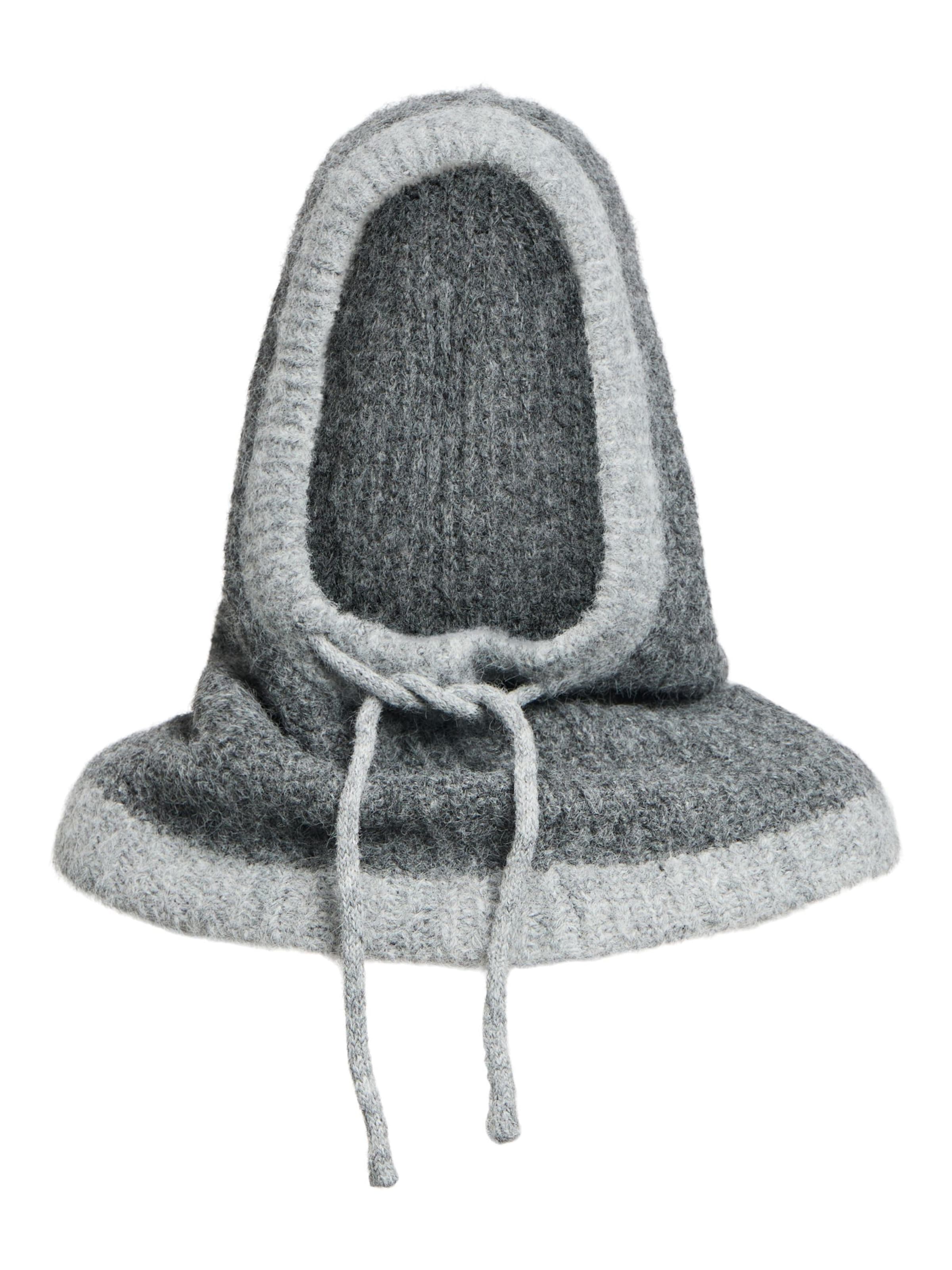 OBJECT - Gorra 'MILU' en gris: frente