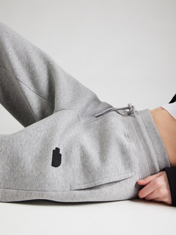 THE NORTH FACE Wide leg Trousers in Grey