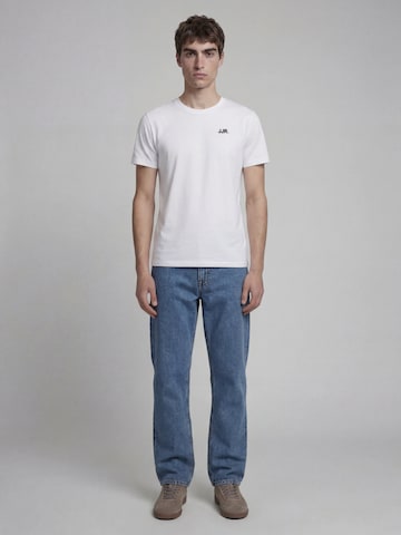 Tricou de la JJ Rebel pe albastru