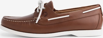 Travelin Moccasins in Brown