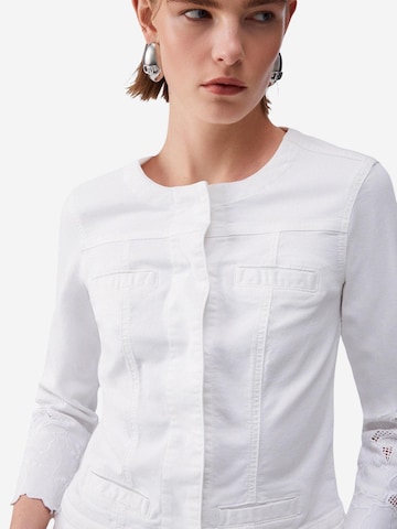 Liu Jo - Chaqueta de invierno 'KATE WA6262 T367A' en blanco