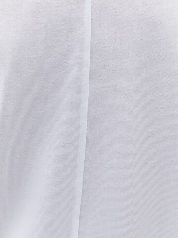 Maglietta di OXXO in bianco
