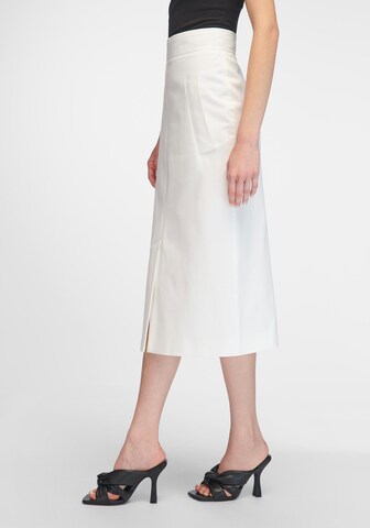 Fadenmeister Berlin Skirt in White