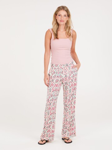 PROTEST Loosefit Hose 'PRTCECILIA' in Weiß