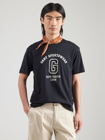 GANT - Camiseta en negro: frente
