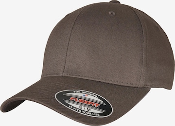Casquette Flexfit en gris : devant