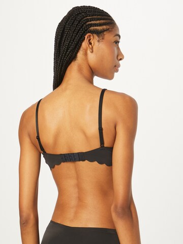 Triunghi Sutien 'ZERO Microfibre 2.0 H' de la SLOGGI pe negru