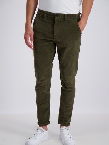 Lindbergh Slim fit Chino trousers in Green: front