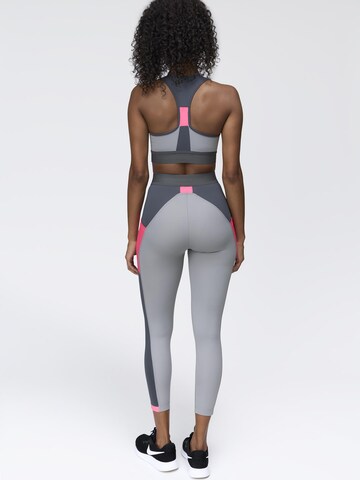 Coupe slim Pantalon de sport 'Kokoda' Horizon Athletic en gris