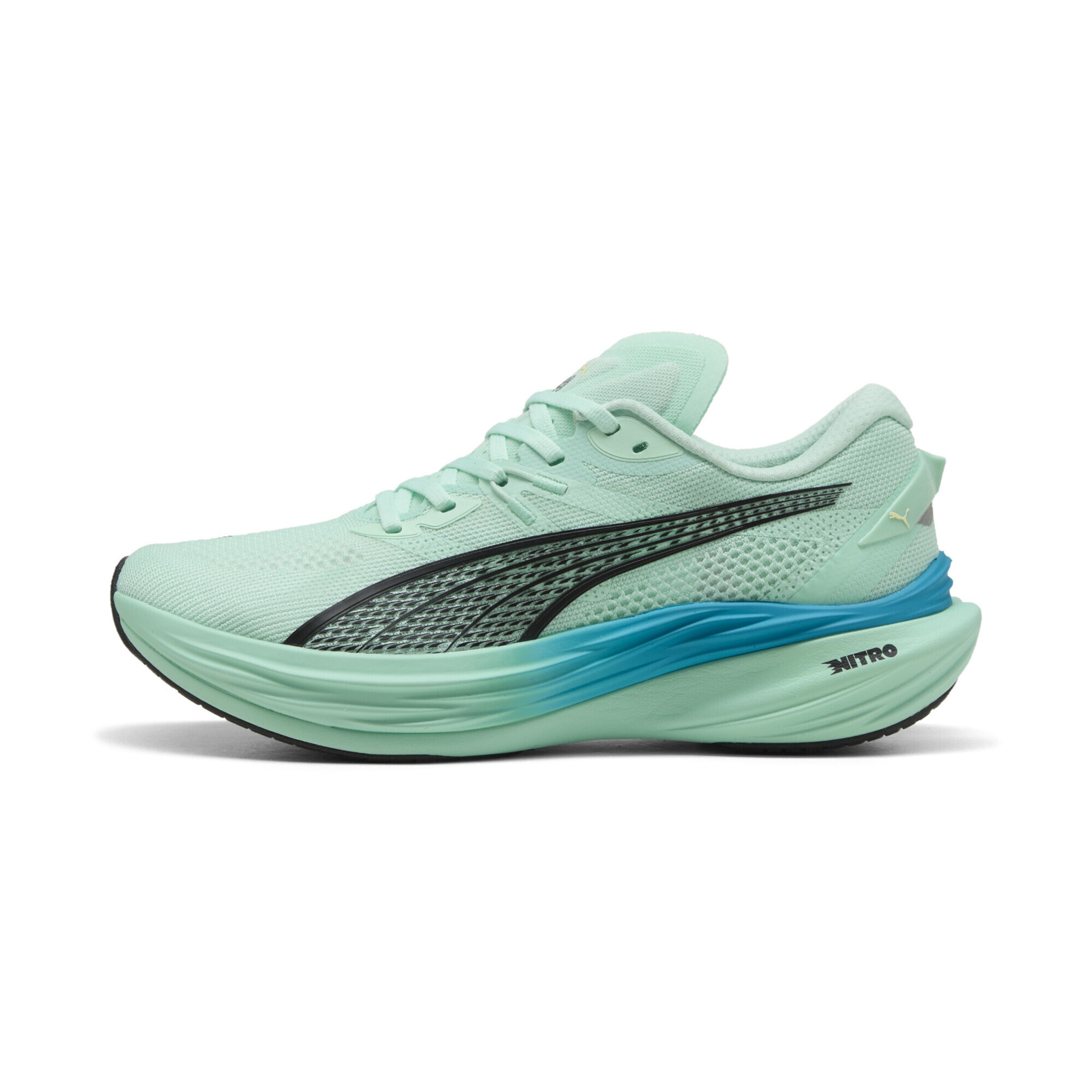 Chaussure de course 'Deviate Nitro™ 3' PUMA en vert : devant