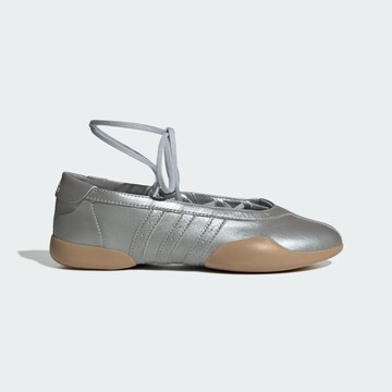 ADIDAS ORIGINALS Remballerina 'Taekwondo Mei' i silver