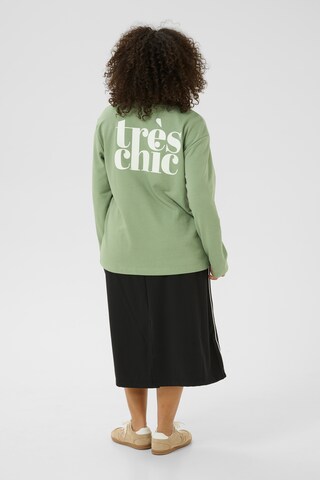 Sweat-shirt 'Zelia' KAFFE CURVE en vert