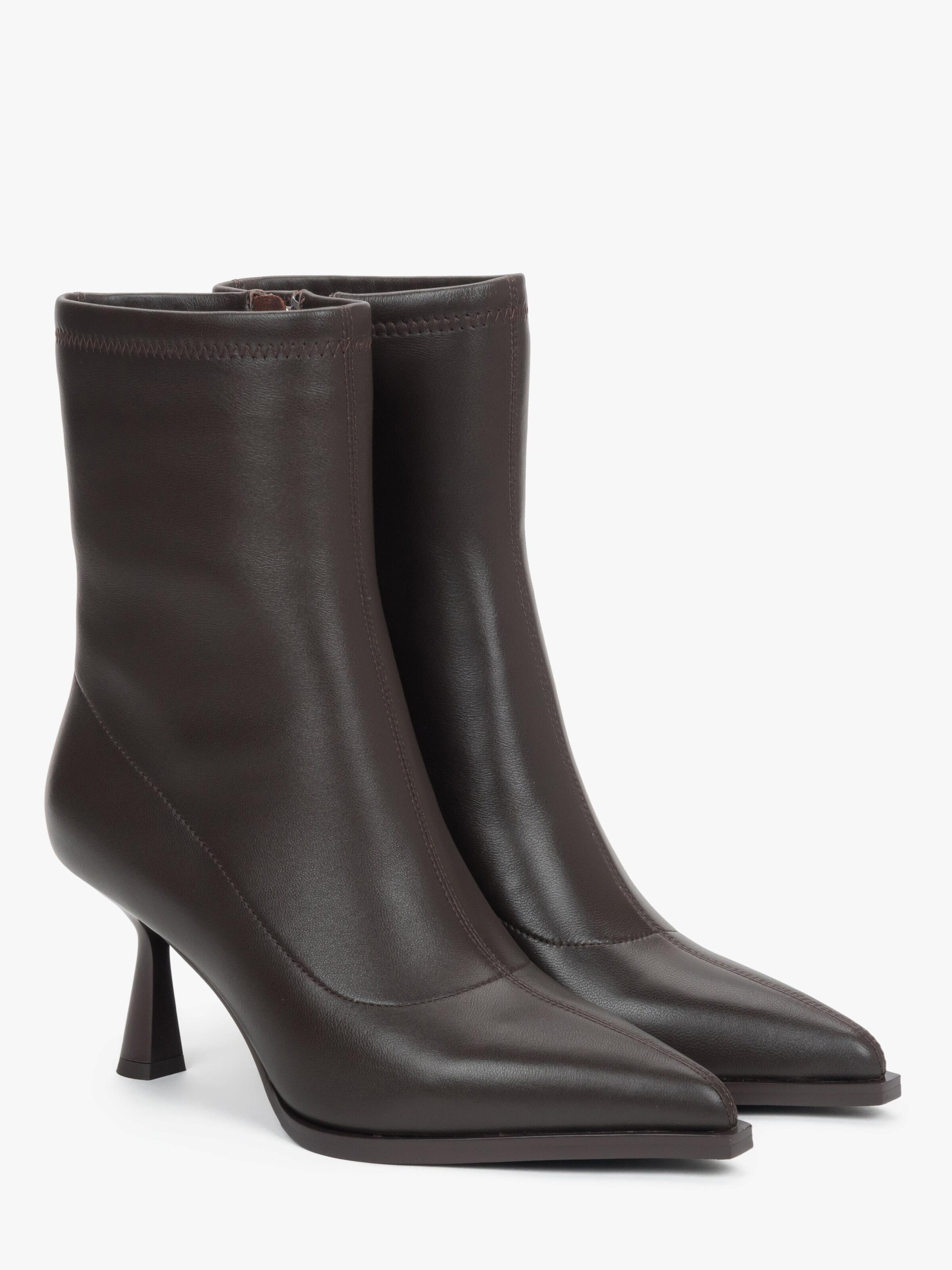 Estro Booties '526-756' in Brown
