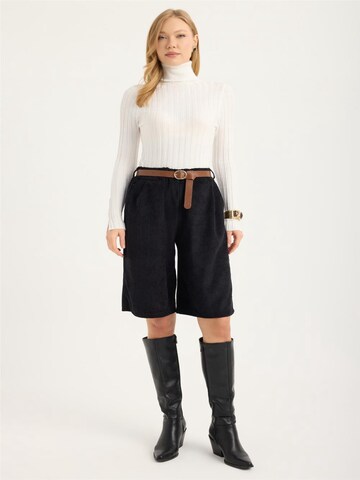 HOME STORE Regular Broek in Zwart: voorkant