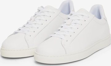 SELECTED HOMME Låg sneaker 'Evan' i vit