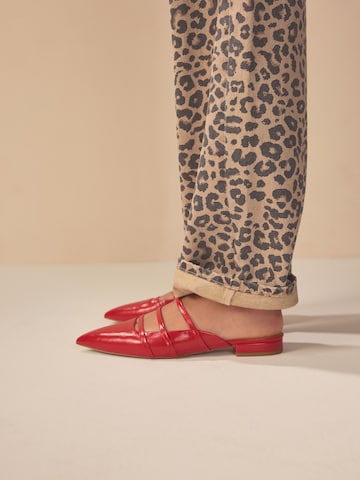 Next Muiltjes in Rood: voorkant