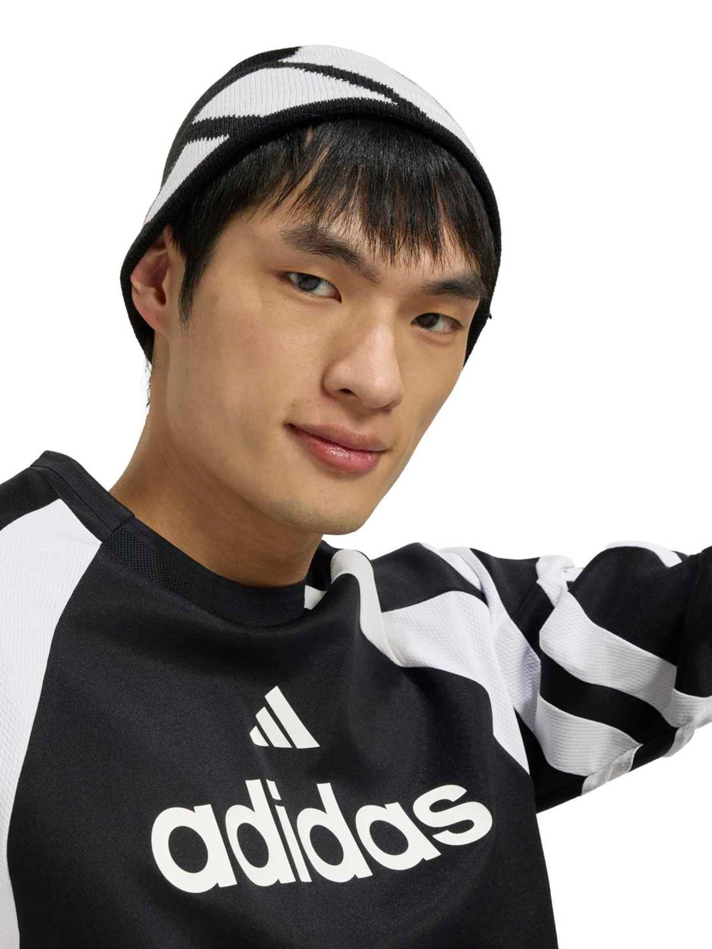 ADIDAS SPORTSWEAR - Camiseta deportiva 'TIRO' en negro