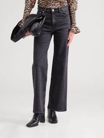 & Other Stories Wide leg Jeans in Black: front