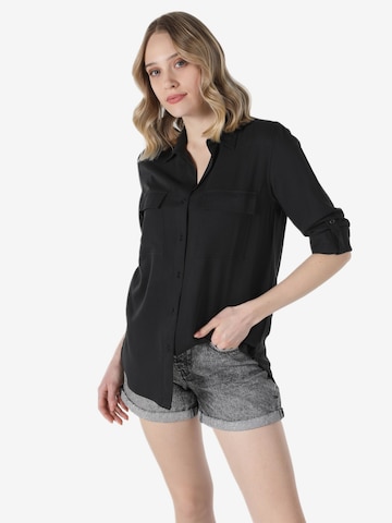 Colin's Blouse in Grey: front