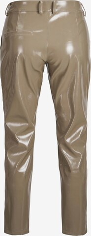 JJXX Regular Pleat-Front Pants 'CATIE' in Brown