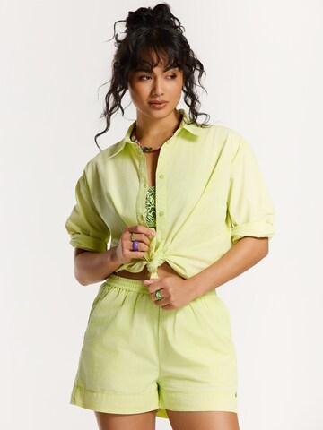 Shiwi Regular Shorts 'Macie' in Grün