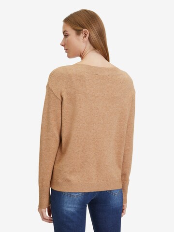 Betty Barclay Sweater in Beige