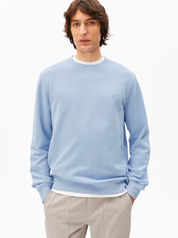 ARMEDANGELS Sweatshirt in Blue: front