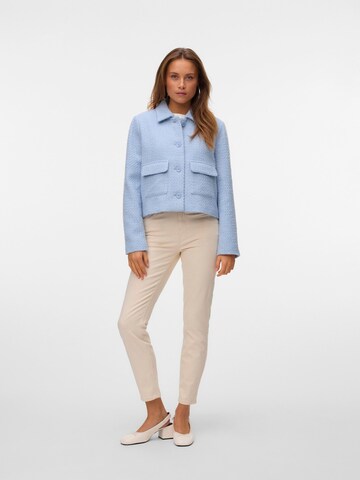 Veste mi-saison 'NAOKO' VERO MODA en bleu