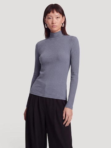 Tricou 'Manon' de la EDITED pe gri: față