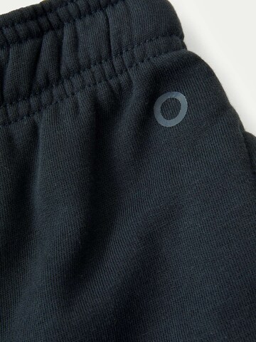 Effilé Pantalon Marks & Spencer en bleu
