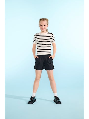 ONLY Baggy Broek 'Geggo' in Zwart: voorkant
