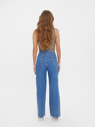 VERO MODA Wide leg Jeans 'KITHY' in Blauw