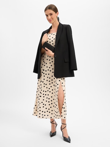 Marie Lund Jurk in Beige