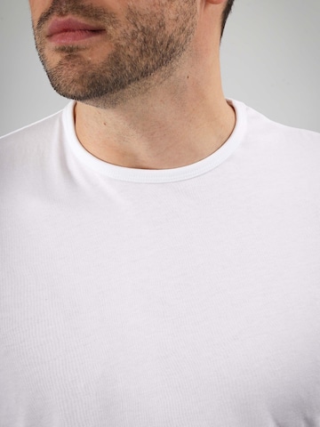 Maillot de corps 'Ota' Suitable en blanc