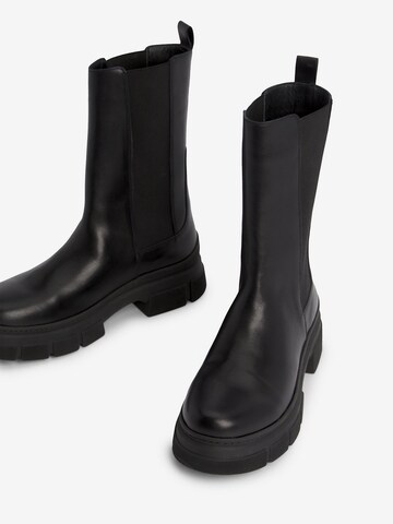 TOMMY HILFIGER Chelsea Boots 'Essential' in Black