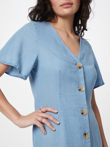 Robe-chemise 'VIVIANA' VERO MODA en bleu