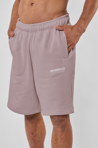 Loosefit Pantaloni 'MarsAK' di Alife and Kickin in lilla